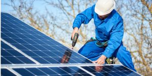 Installation Maintenance Panneaux Solaires Photovoltaïques à Thueyts